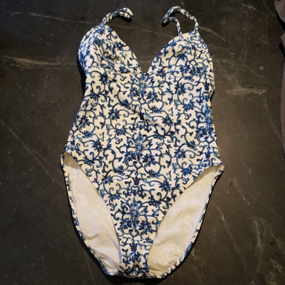 Gorgeous Swimsuit by Victoria Secret